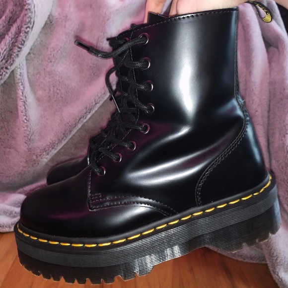 jadon doc martens size 7